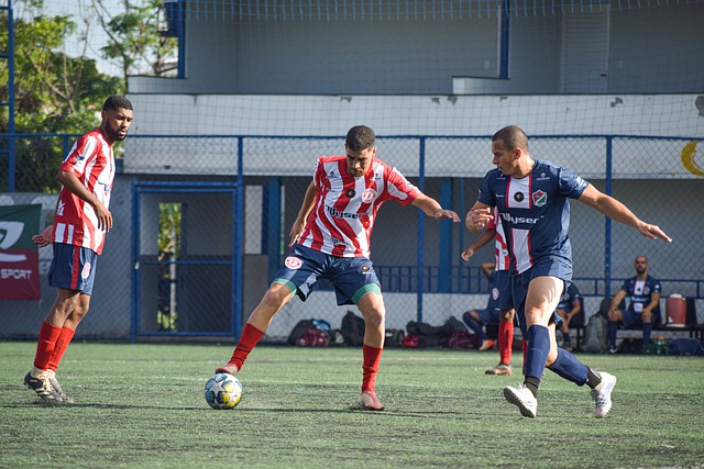 而产生交集 而产生交集